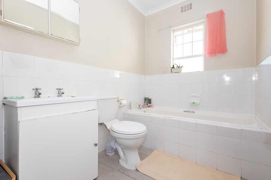 To Let 3 Bedroom Property for Rent in Goedemoed Western Cape